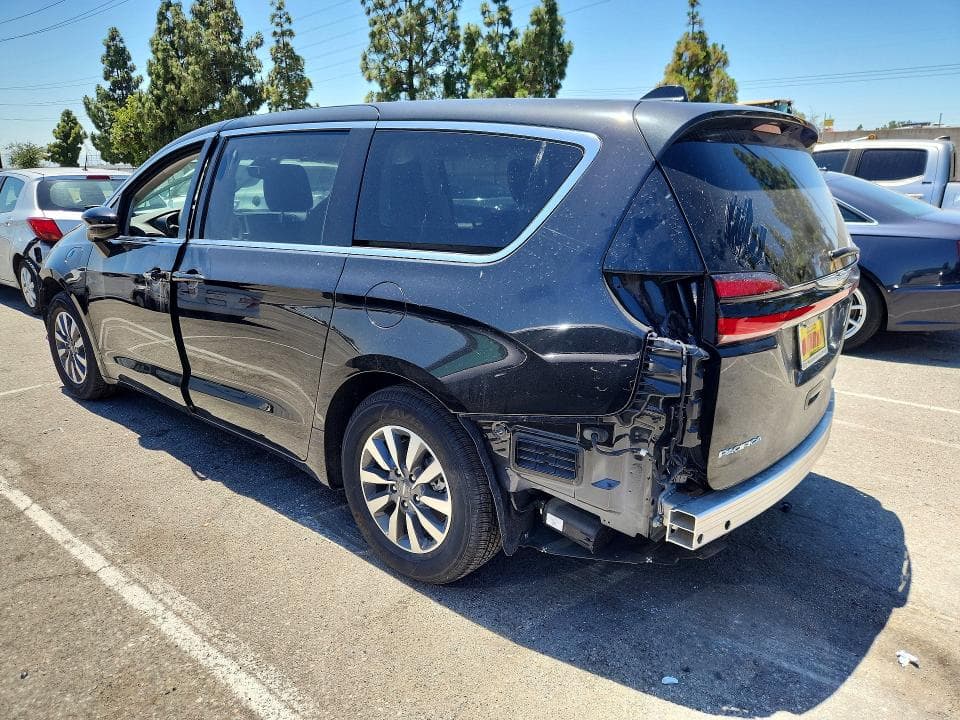 2024 CHRYSLER PACIFICA HYBRID SELECT 2