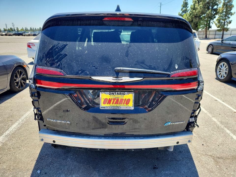 2024 CHRYSLER PACIFICA HYBRID SELECT 6