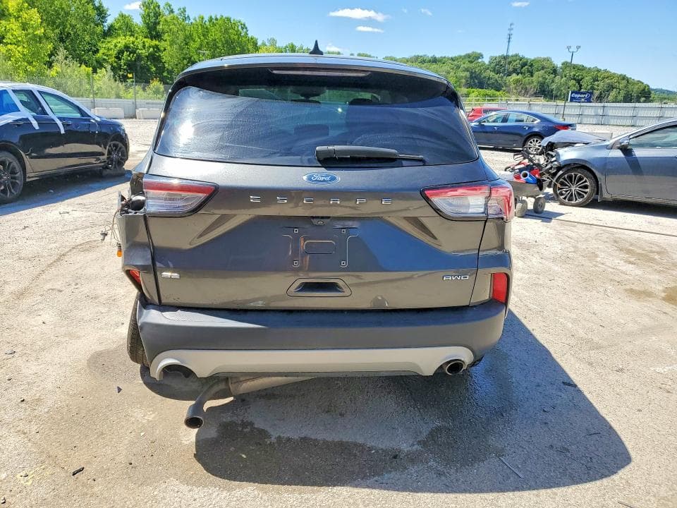 2020 FORD ESCAPE SE 7
