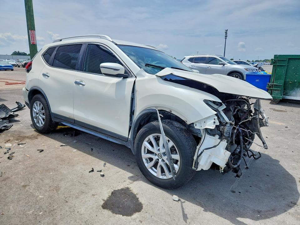 2018 NISSAN ROGUE SV 4