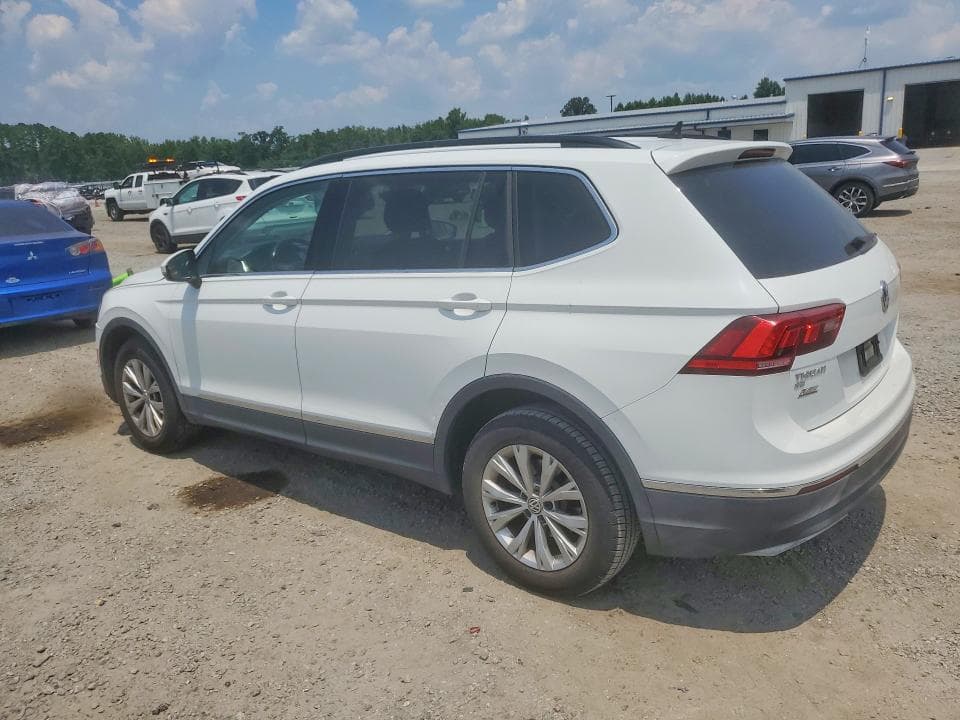 2018 VOLKSWAGEN TIGUAN SE 2