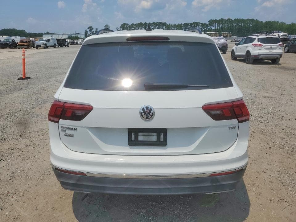 2018 VOLKSWAGEN TIGUAN SE 6