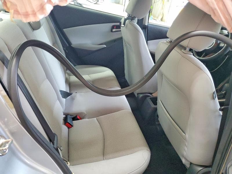 2019 TOYOTA YARIS L L 10