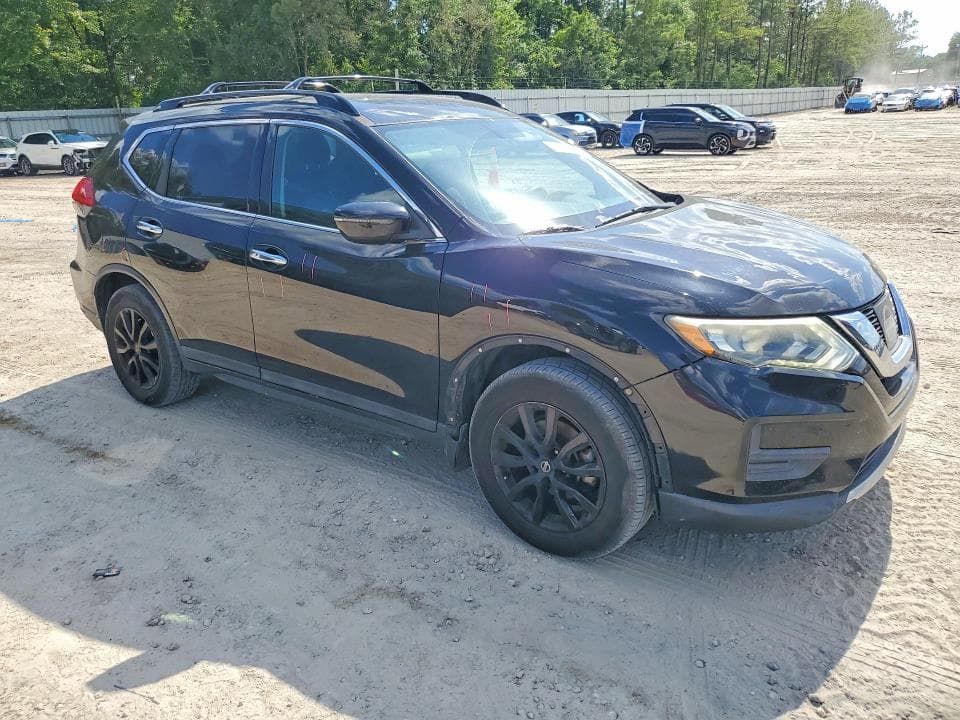 2017 NISSAN ROGUE SV 4