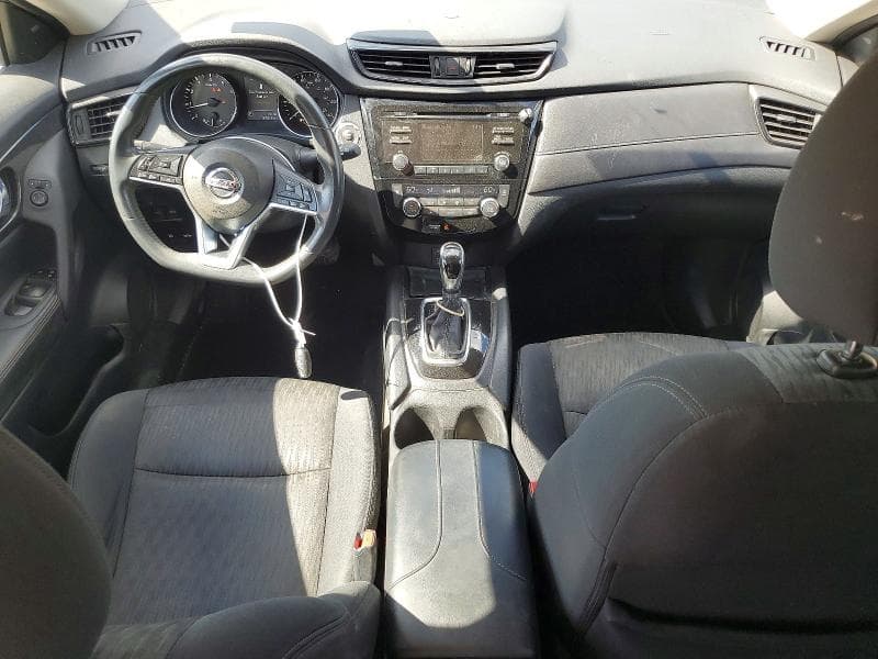 2017 NISSAN ROGUE SV 8