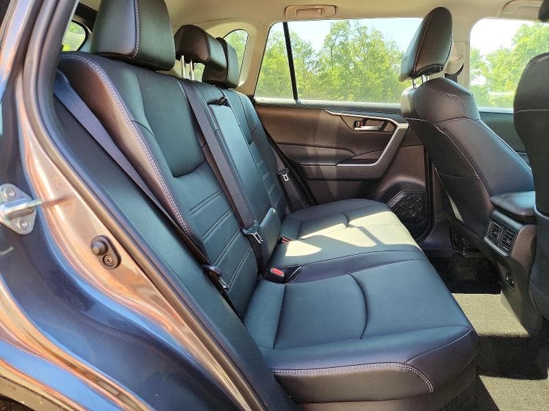 2021 TOYOTA RAV4 HYBRID XLE PREMIUM XLE PREMIUM 11