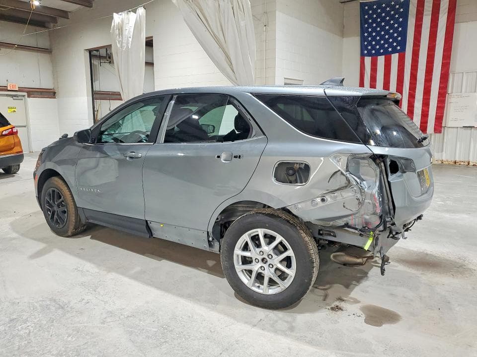 2023 CHEVROLET EQUINOX LT 2