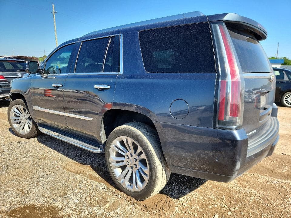 2019 CADILLAC ESCALADE LUXURY 2