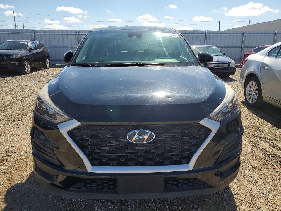 2020 HYUNDAI TUCSON SE 5