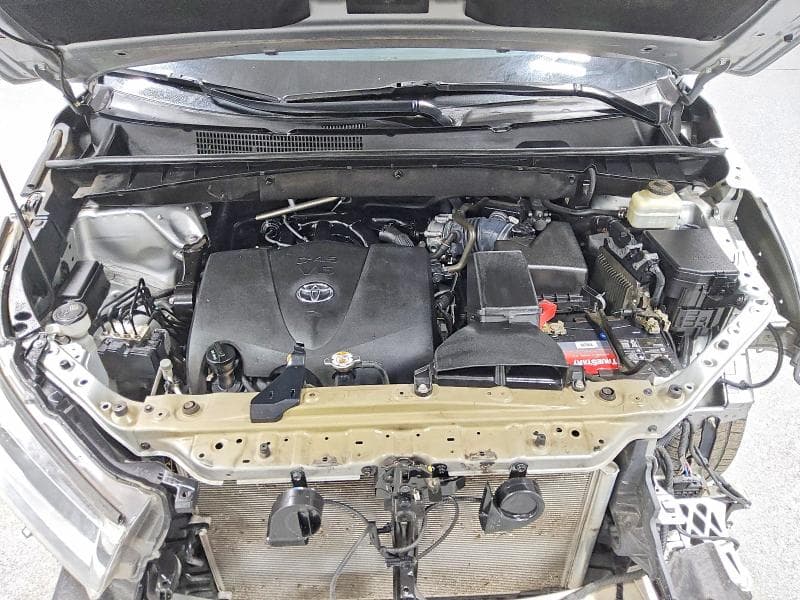 2018 TOYOTA HIGHLANDER LIMITED 12