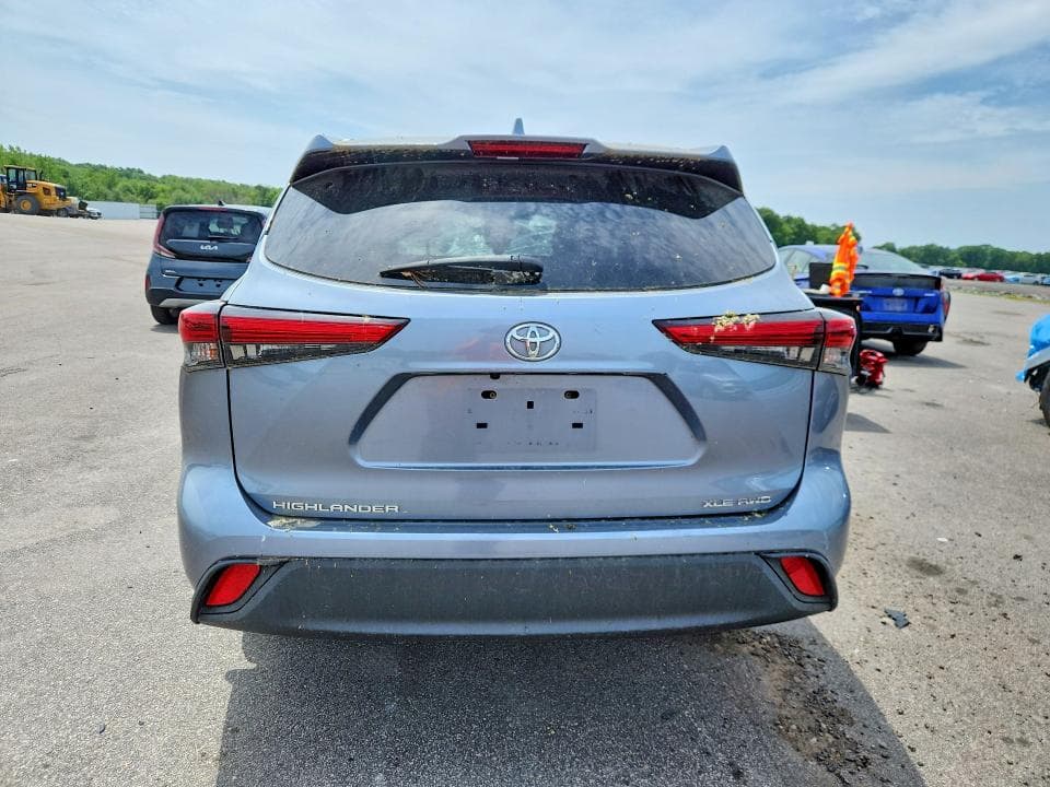 2021 TOYOTA HIGHLANDER XLE XLE 6