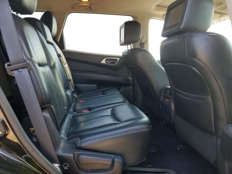 2017 NISSAN PATHFINDER PLATINUM PLATINUM 11