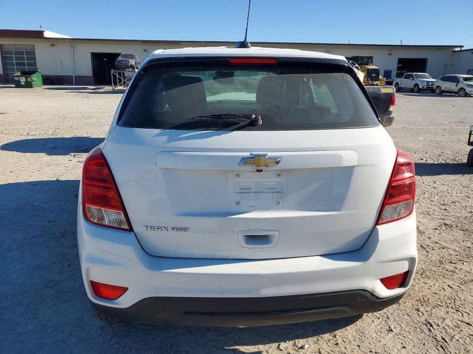 2017 CHEVROLET TRAX LS 6