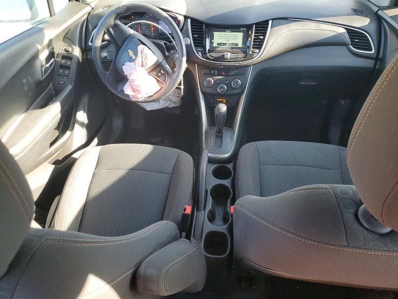 2017 CHEVROLET TRAX LS 8