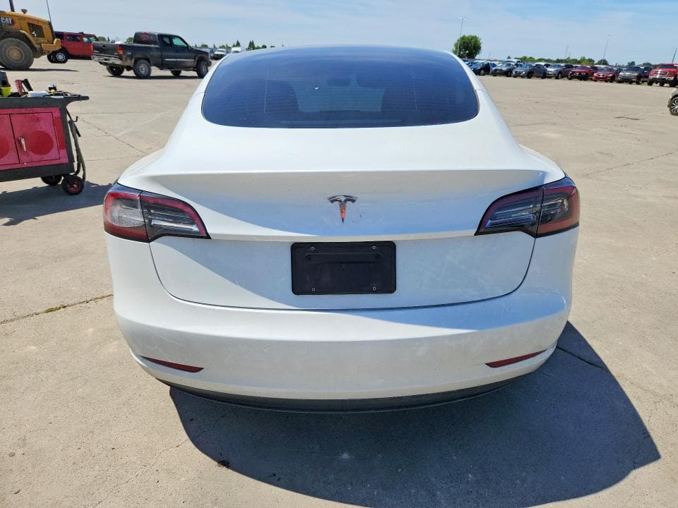 2023 TESLA MODEL 3 6