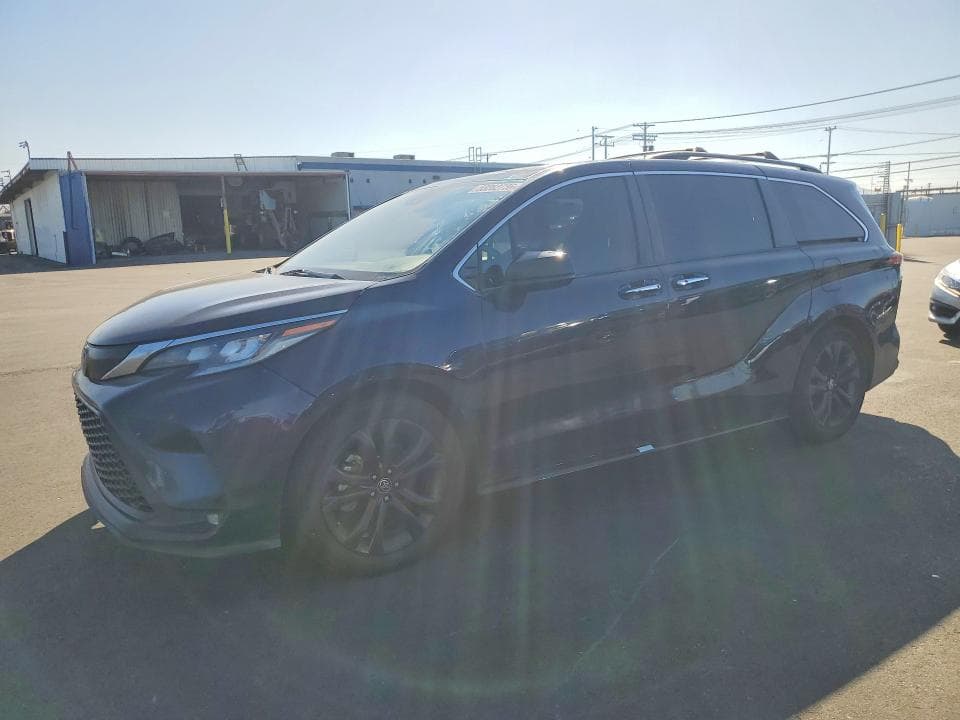 2022 TOYOTA SIENNA XSE XSE - 1