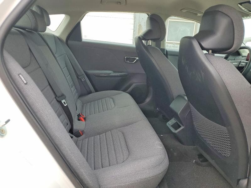 2025 KIA K4 EX 10