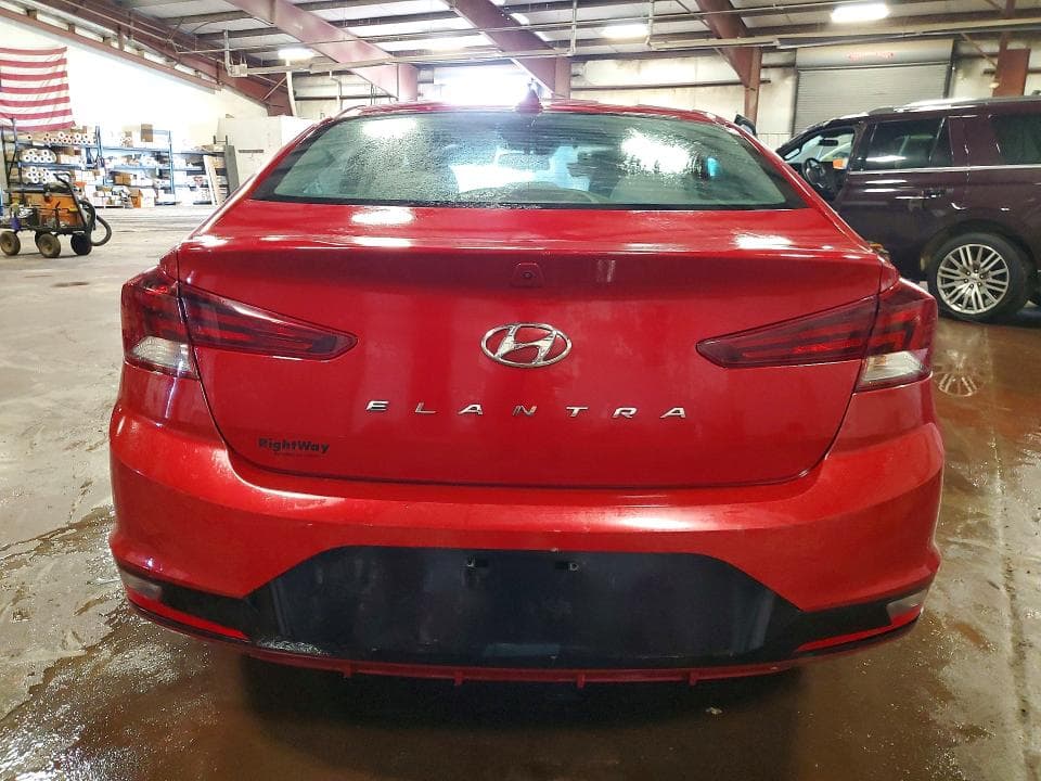 2019 HYUNDAI ELANTRA SE 6