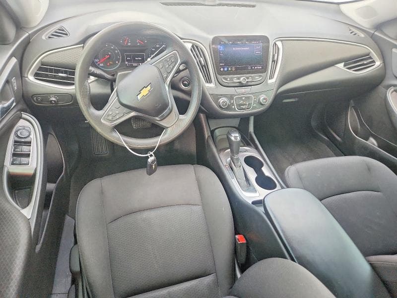 2019 CHEVROLET MALIBU LS 8