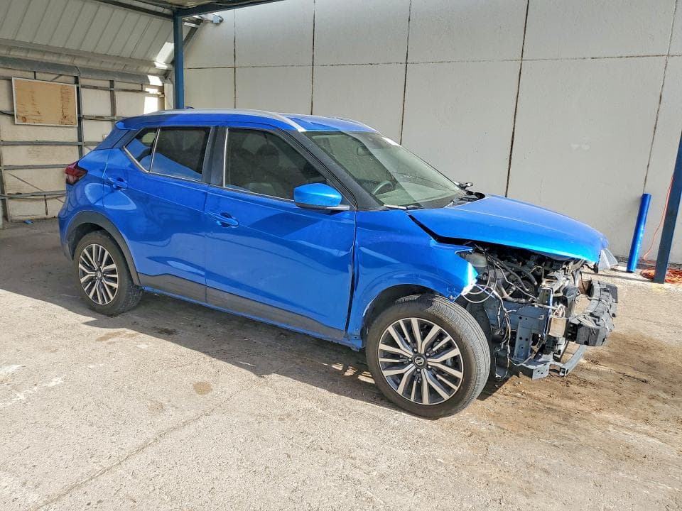 2021 NISSAN KICKS SV 4