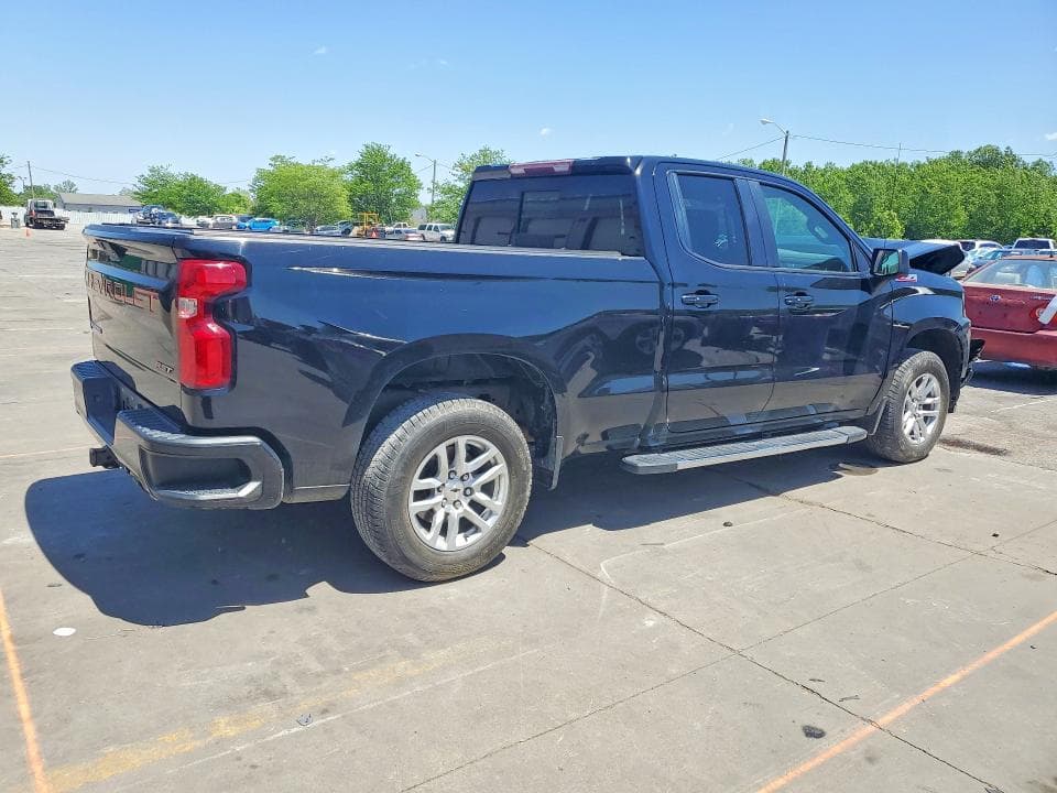 2019 CHEVROLET SILVERADO K1500 RST 3