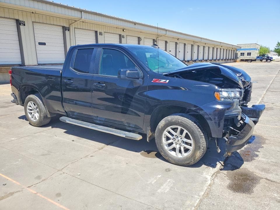 2019 CHEVROLET SILVERADO K1500 RST 4