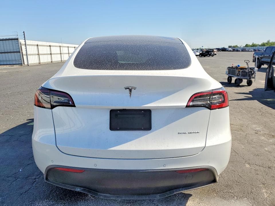 2021 TESLA MODEL Y 6