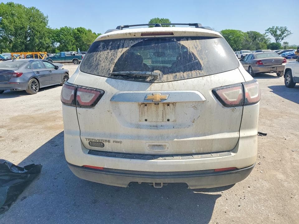 2017 CHEVROLET TRAVERSE LS 6