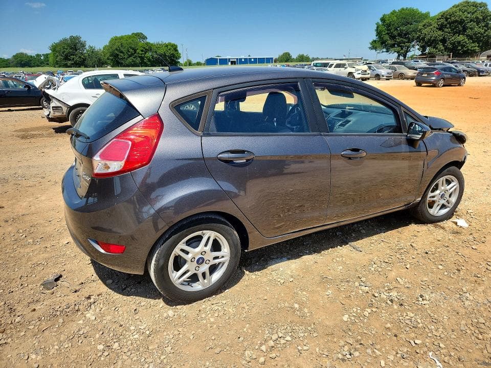 2017 FORD FIESTA SE 3