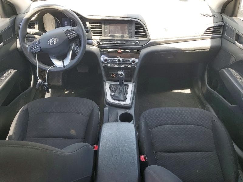 2020 HYUNDAI ELANTRA SE 8