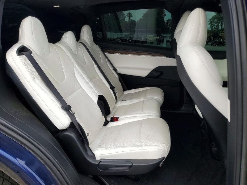 2022 TESLA MODEL X 11