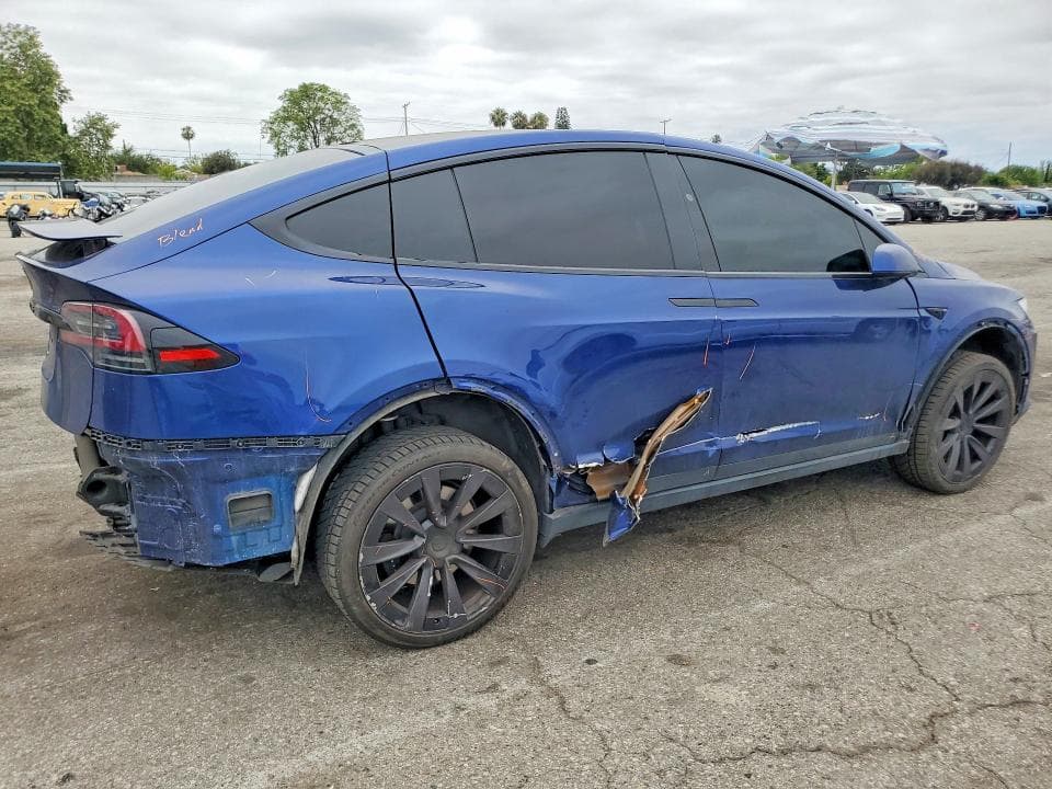2022 TESLA MODEL X 3