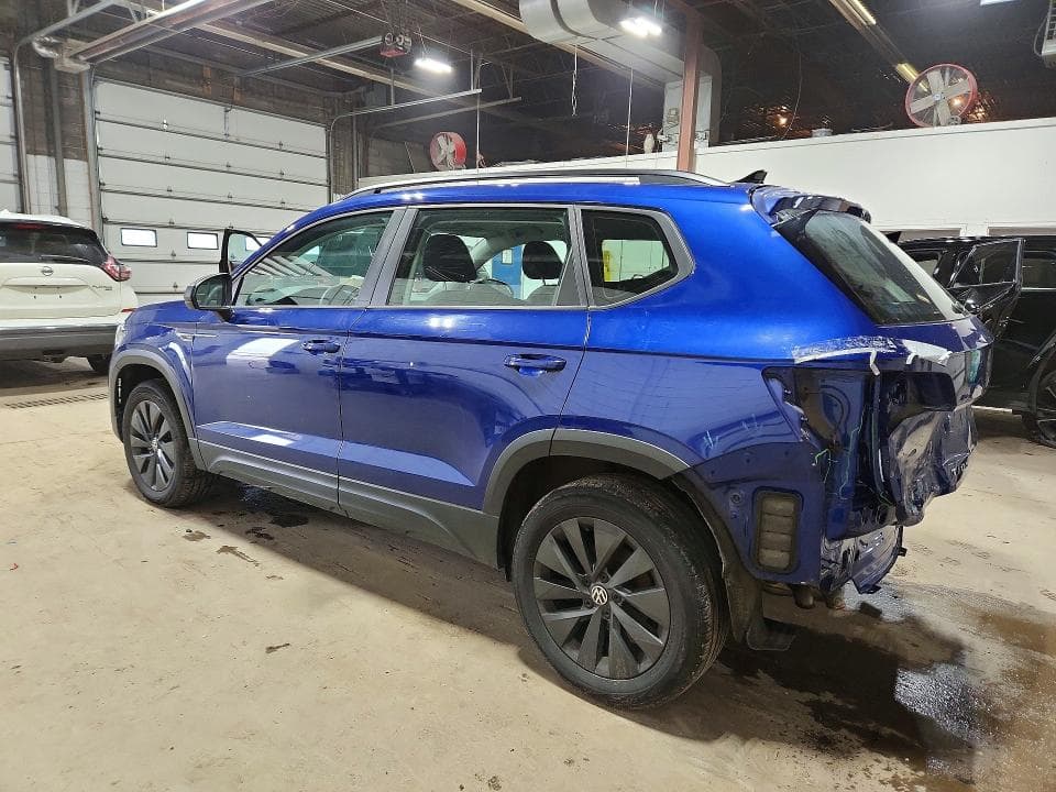 2022 VOLKSWAGEN TAOS S 2
