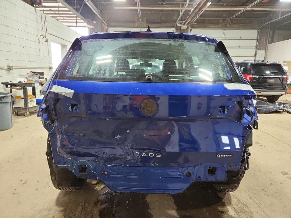 2022 VOLKSWAGEN TAOS S 6