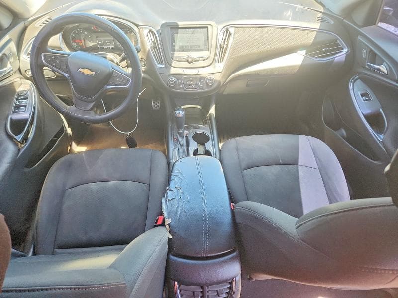 2017 CHEVROLET MALIBU 8