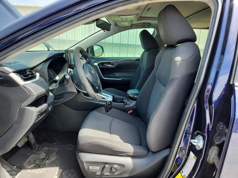 2020 TOYOTA RAV4 XLE XLE 7