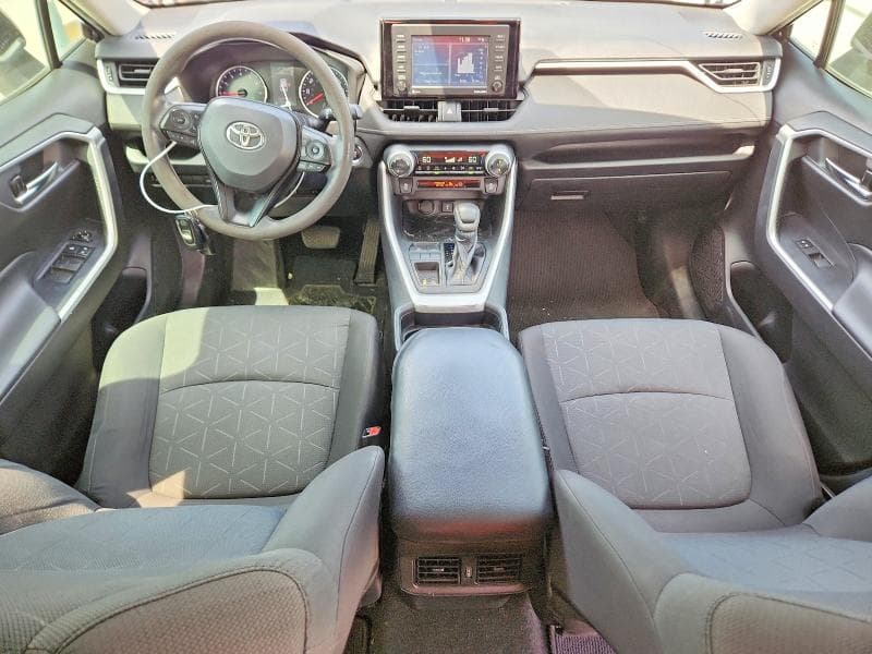 2020 TOYOTA RAV4 XLE XLE 8