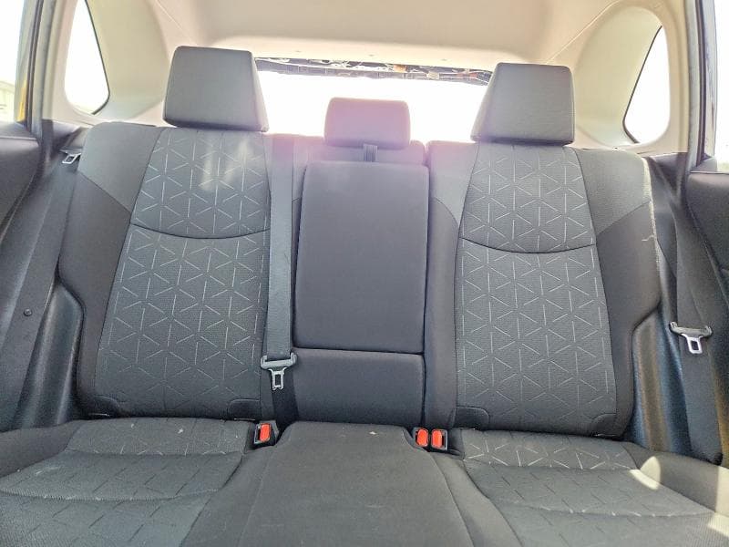 2020 TOYOTA RAV4 XLE XLE 10