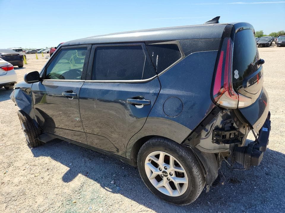 2023 KIA SOUL S 2
