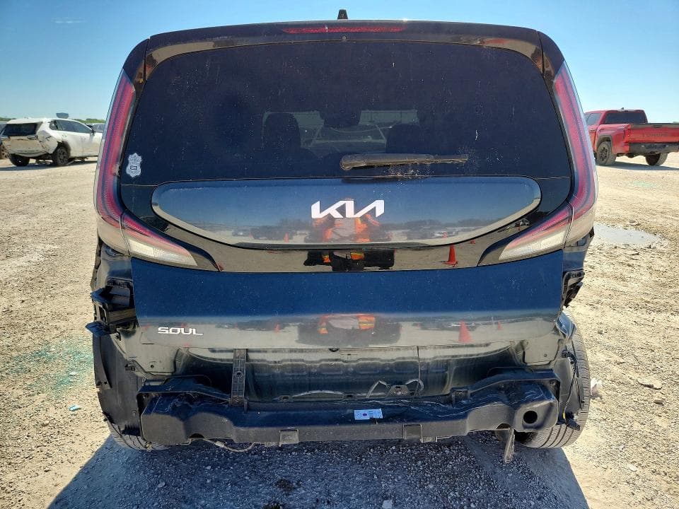 2023 KIA SOUL S 6