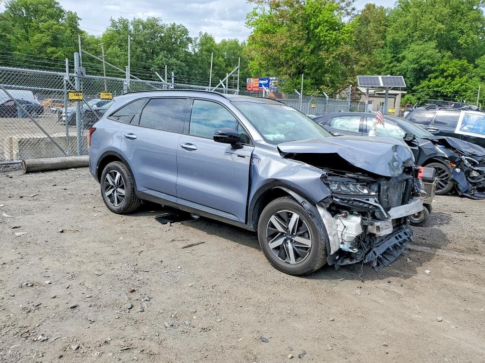 2023 KIA SORENTO S 4