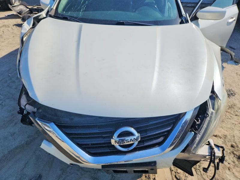 2018 NISSAN ALTIMA 2.5 SR 2.5 SR 11