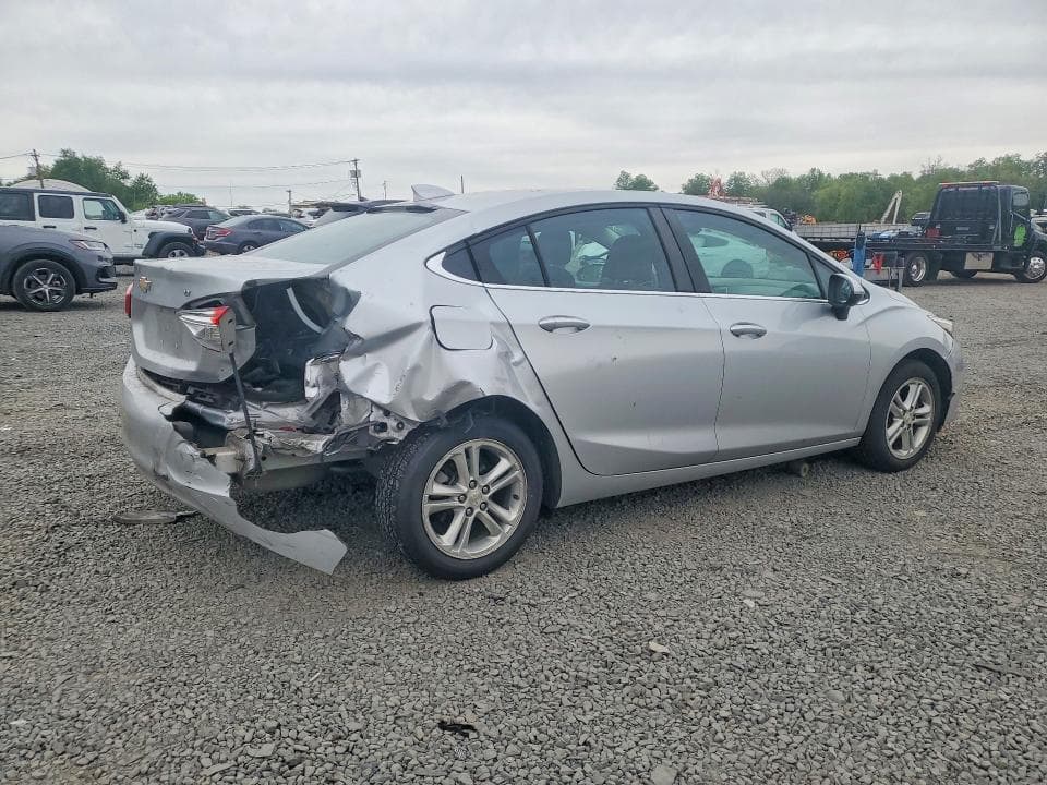 2017 CHEVROLET CRUZE LT 3