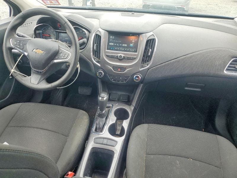 2017 CHEVROLET CRUZE LT 8