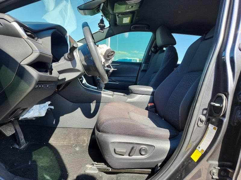 2024 TOYOTA RAV4 SE 7