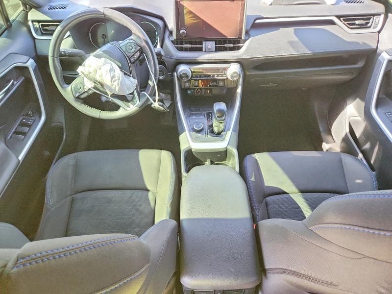 2024 TOYOTA RAV4 SE 8