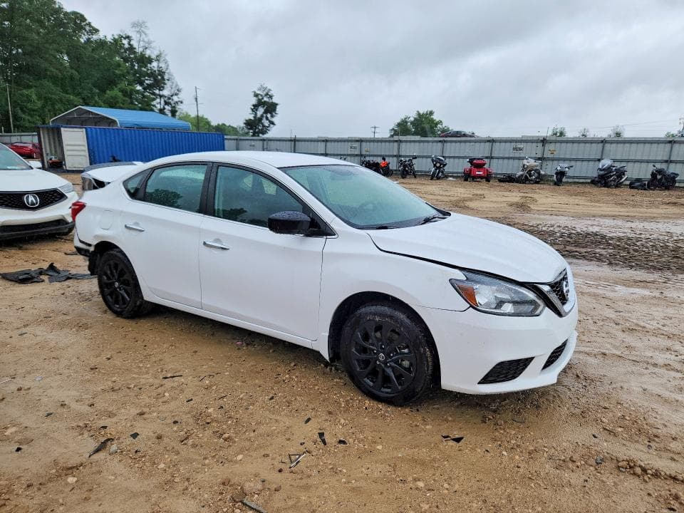 2018 NISSAN SENTRA S 4