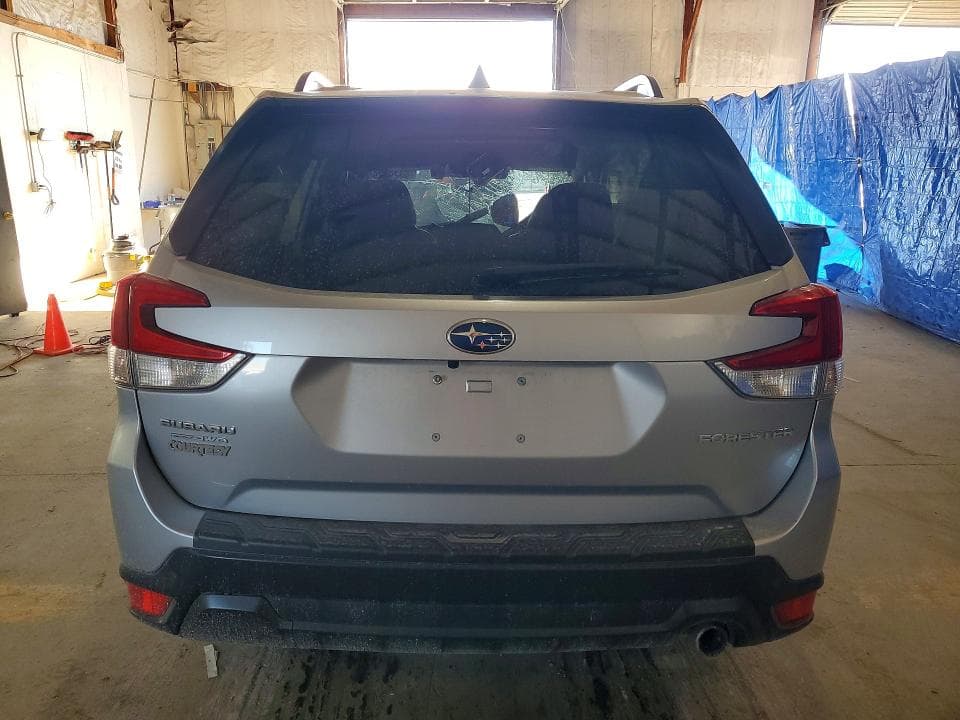 2019 SUBARU FORESTER LIMITED 6