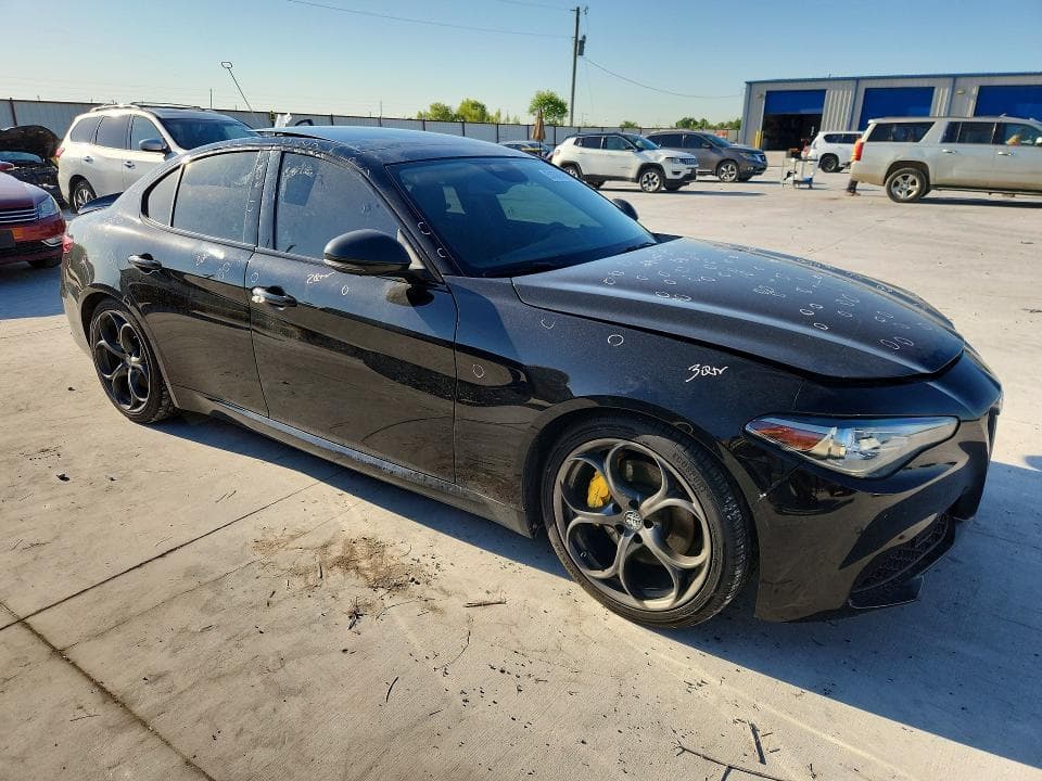 2019 ALFA ROMEO GIULIA TI TI 4