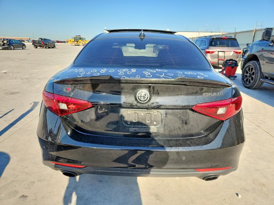 2019 ALFA ROMEO GIULIA TI TI 6
